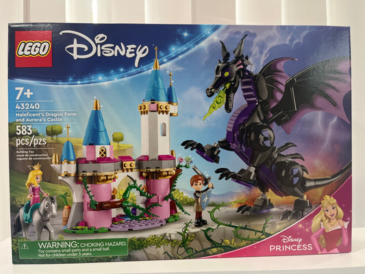 43240 Maleficents Dragon Form and Auroras Castle
