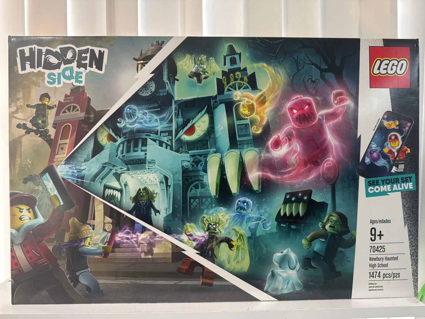 70425 Newbury Haunted High School