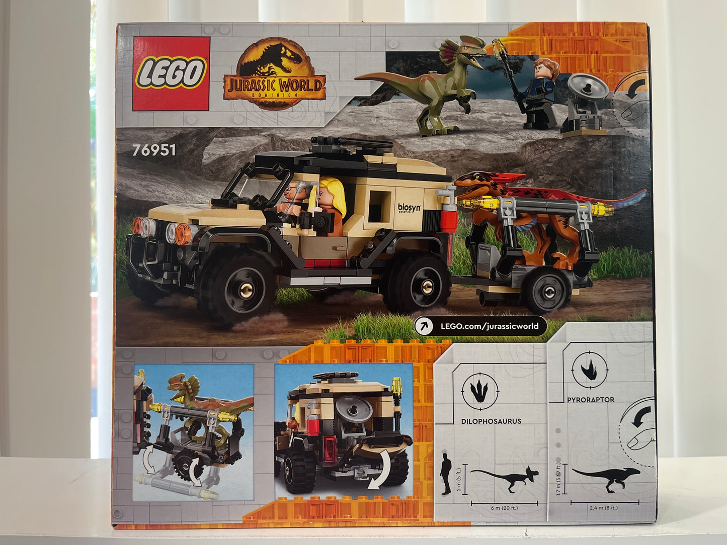 76951 Pyroraptor & Dilophosaurus Transport