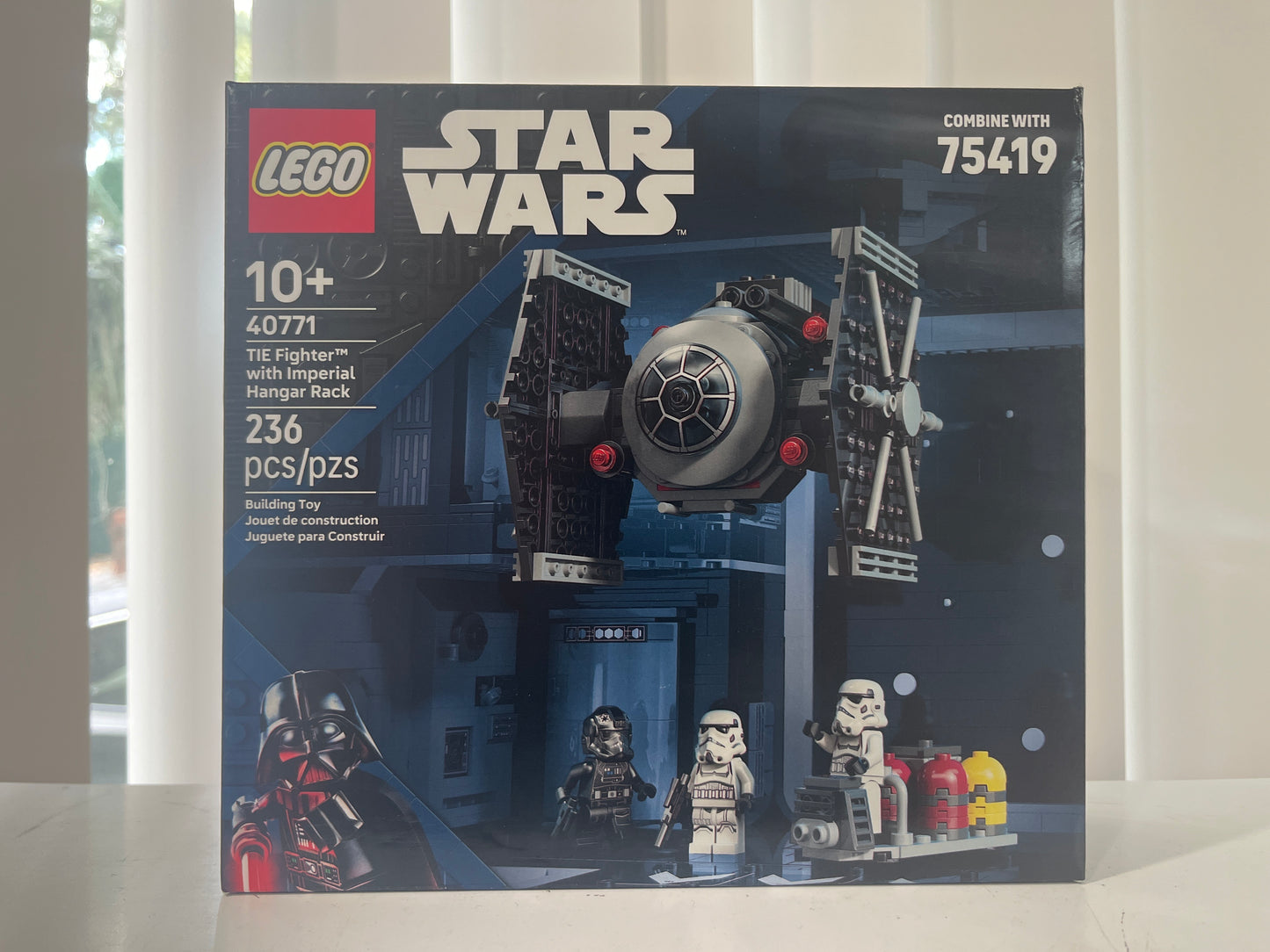40771 TIE Fighter with Imperial Hangar Pack