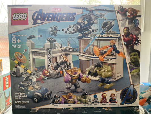 76131 Avengers Compound Battle
