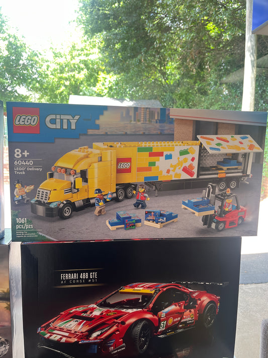 60440 LEGO Delivery Truck