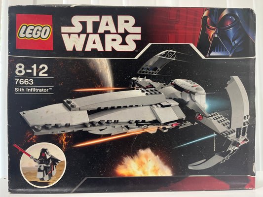 7663 Sith Infiltrator (Damaged box)