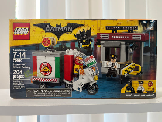 70910 Scarecrow Special Delivery