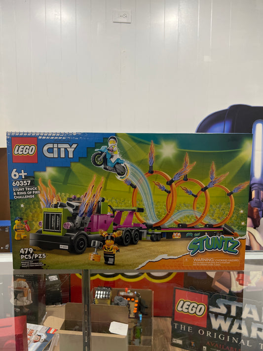60357 Stunt Truck & Ring of Fire Challenge