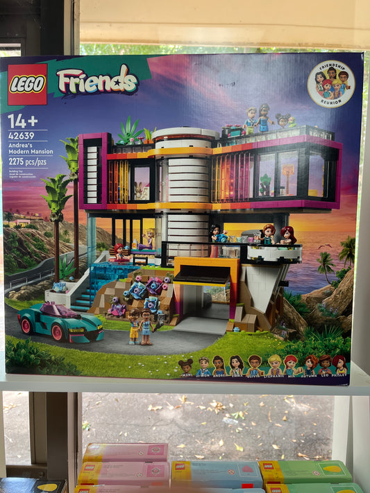 42639 Andrea’s Modern Mansion