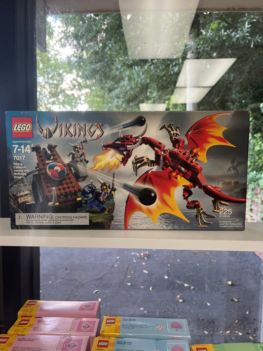 7017 Viking Catapult Versus Nidhogg Dragon
