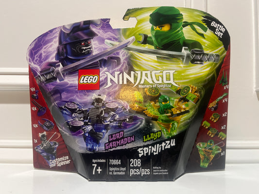 70664 Spinjitzu Lloyd vs. Garmadon