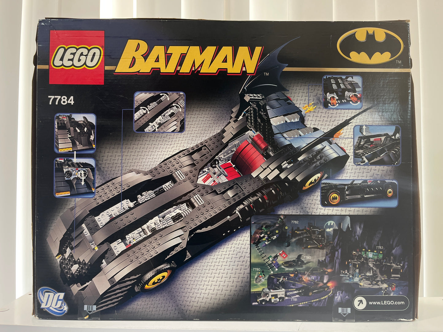 7784 the Batmobile Ultimate Collector Edition