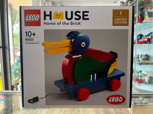 40501 LEGO House: The Wooden Duck