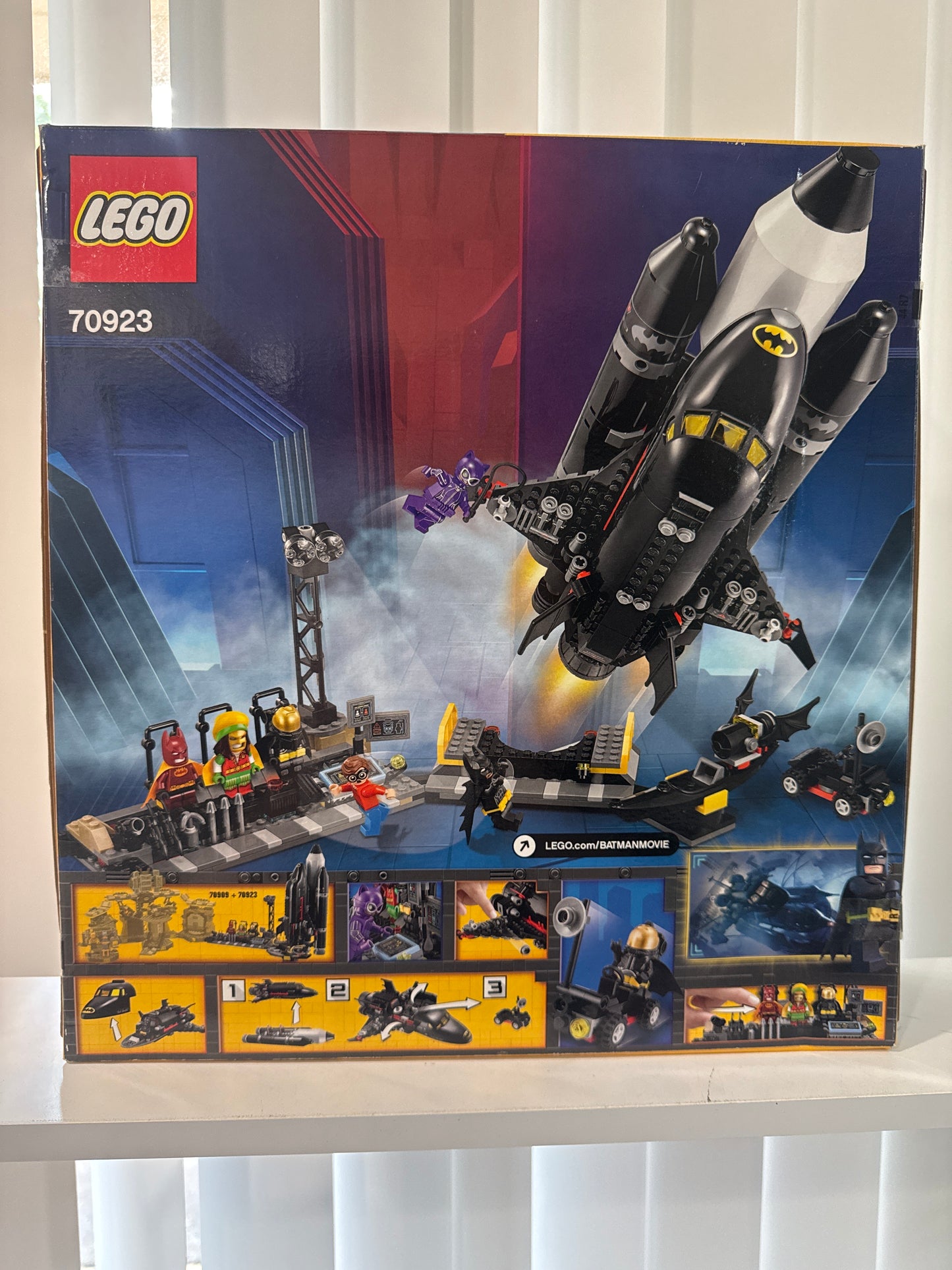 70923 The Bat Space Shuttle