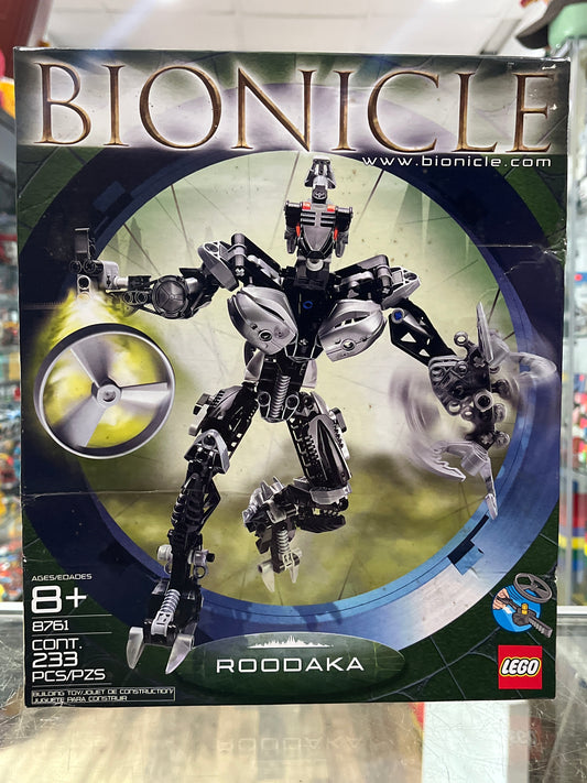 8761 Roodaka