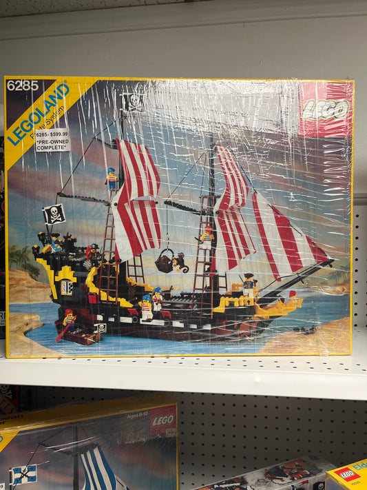 6285 Black Seas Barracuda (Dark Shark)