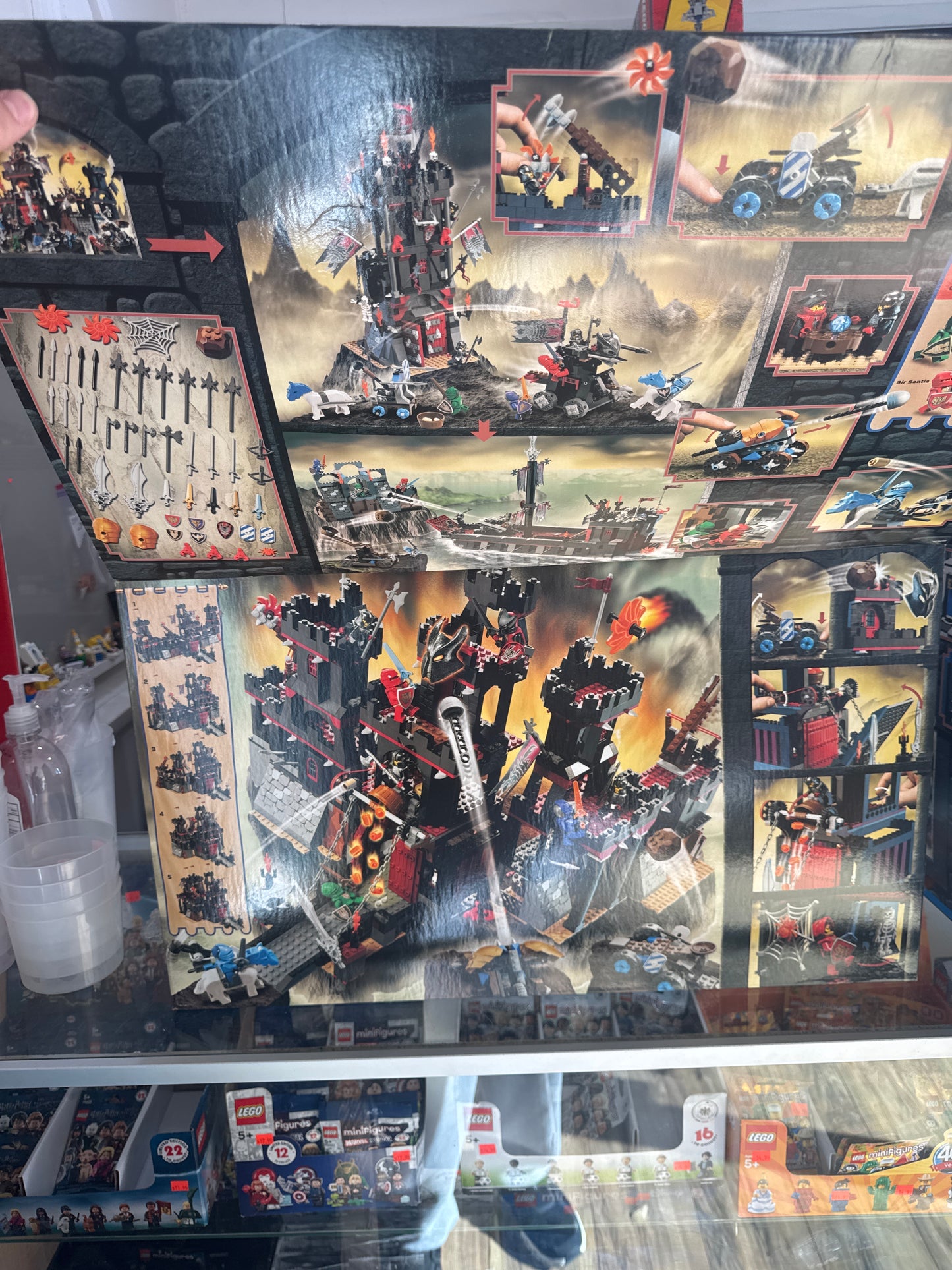 8877 Vladek’s Dark Fortress