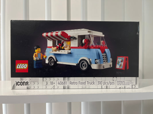 40681 Retro Food Truck