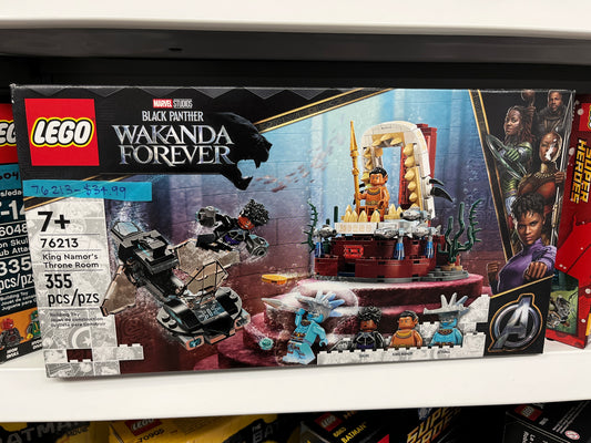 76213 King Namor’s Throne Room